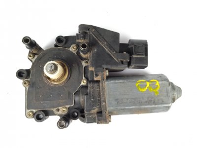 MOTOR ELEVALUNAS DELANTERO DERECHO AUDI A3 (8L) 1.9 TDI Ambiente