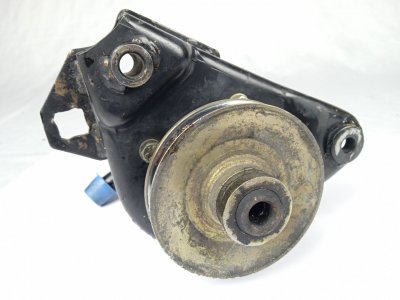 BOMBA DIRECCION PEUGEOT 205 BERLINA 1.8 Diesel