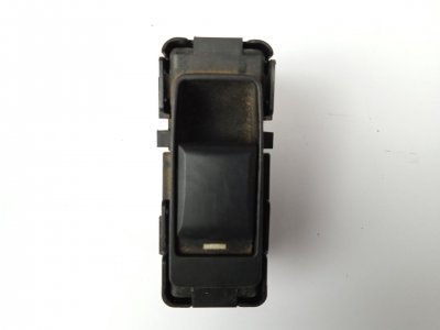 MANDO ELEVALUNAS TRASERO DERECHO de 3.0 CRD CAT 