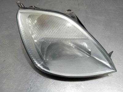 FARO DERECHO FORD Fiesta (CBK) 1.4 16V CAT