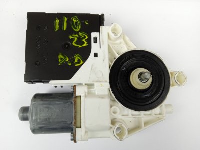 MOTOR ELEVALUNAS DELANTERO DERECHO VOLKSWAGEN GOLF VI (5K1) GTD