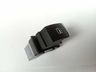 mando-elevalunas-trasero-derecho de Exclusive BlueMotion 