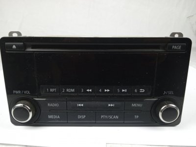 SISTEMA AUDIO / RADIO CD MITSUBISHI L 200 Basis Doppelkabine 4WD
