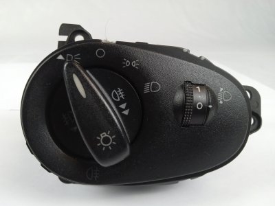 MANDO LUCES FORD Focus Berlina (CAK) Ambiente