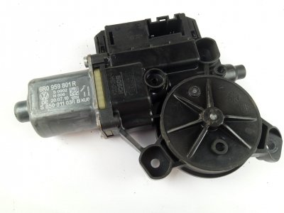 MOTOR ELEVALUNAS DELANTERO IZQUIERDO VOLKSWAGEN POLO (6R1) *