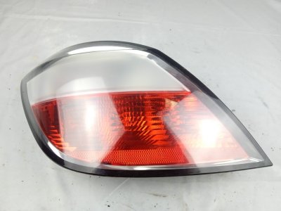 PILOTO TRASERO IZQUIERDO OPEL ASTRA H BER. Energy