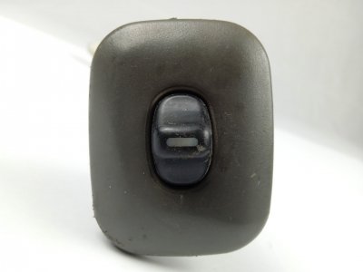 MANDO ELEVALUNAS DELANTERO DERECHO NISSAN ATLEON TK140.80
