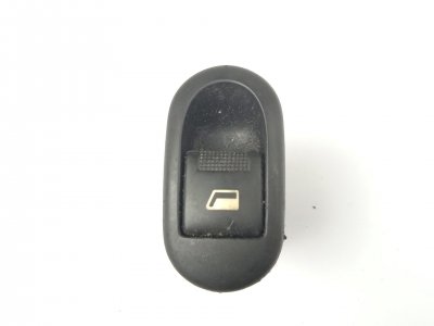 MANDO ELEVALUNAS DELANTERO DERECHO de 1.6 16V HDi 