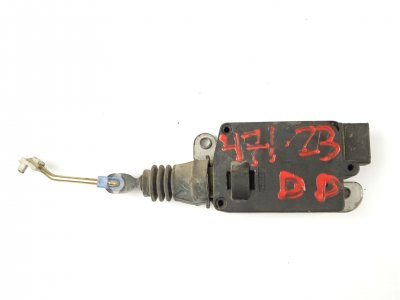 motor-cierre-centralizado-delantero-derecho de 1.1 12V CAT 