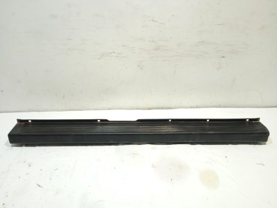 PARAGOLPES TRASERO