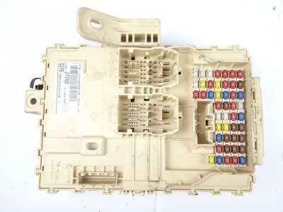 caja-reles-fusibles de 1.0 T-GDI 