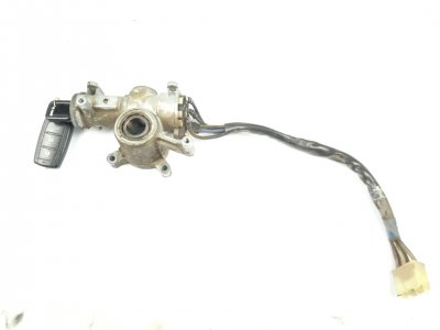 CONMUTADOR DE ARRANQUE