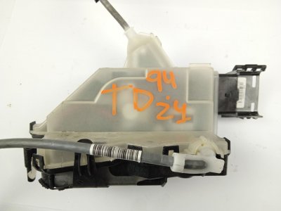 CERRADURA PUERTA TRASERA DERECHA