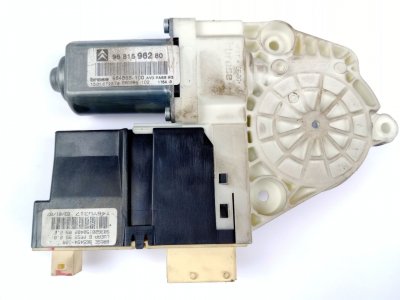MOTOR ELEVALUNAS DELANTERO DERECHO