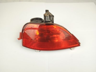 PILOTO TRASERO DERECHO PARAGOLPES