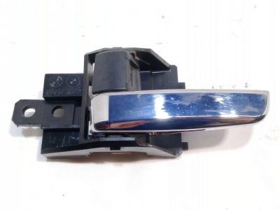 MANETA INTERIOR DELANTERA IZQUIERDA