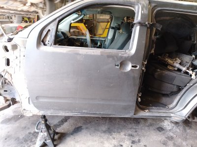 PUERTA DELANTERA IZQUIERDA