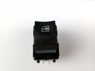 MANDO ELEVALUNAS DELANTERO DERECHO de 1.5 dCi 75 