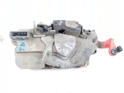 CERRADURA PUERTA TRASERA DERECHA