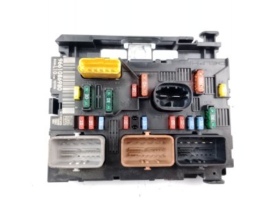 caja-reles-fusibles de 1.6 HDi 