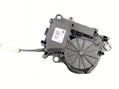 motor-cierre-centralizado-porton de sDrive 20 i 