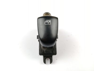 MANDO ELEVALUNAS TRASERO DERECHO de 1.5 dCi 110 (HLA3) 