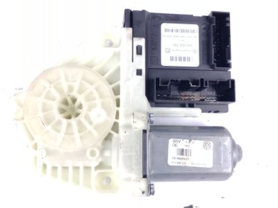 MOTOR ELEVALUNAS DELANTERO IZQUIERDO