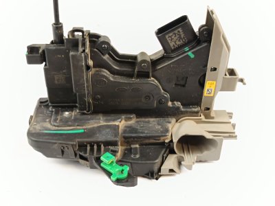 CERRADURA PUERTA DELANTERA IZQUIERDA