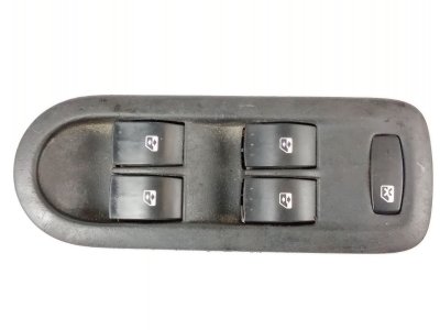 MANDO ELEVALUNAS DELANTERO IZQUIERDO  de 1.9 dCi (KMRG, KM1G, KM0G, KM2C) 