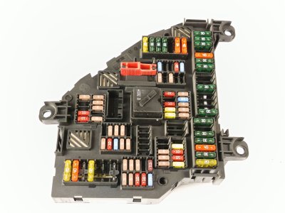 CAJA RELES / FUSIBLES de 520 d 