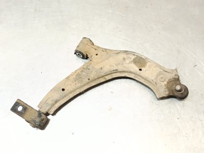 BRAZO SUSPENSION INFERIOR DELANTERO DERECHO