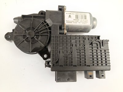 MOTOR ELEVALUNAS DELANTERO DERECHO