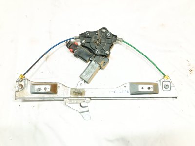 ELEVALUNAS DELANTERO DERECHO