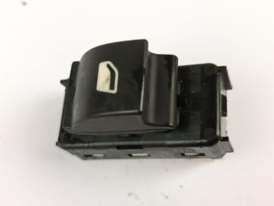 MANDO ELEVALUNAS DELANTERO DERECHO de BlueHDi 130 (FBYHZL, FBYHZT) 