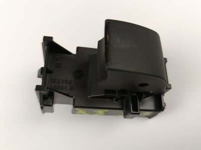 mando-elevalunas-delantero-derecho de 1.5 Hybrid (MXPJ10) 