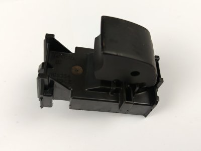 mando-elevalunas-trasero-derecho de 1.5 Hybrid (MXPJ10) 