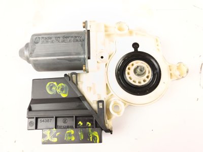 MOTOR ELEVALUNAS DELANTERO DERECHO