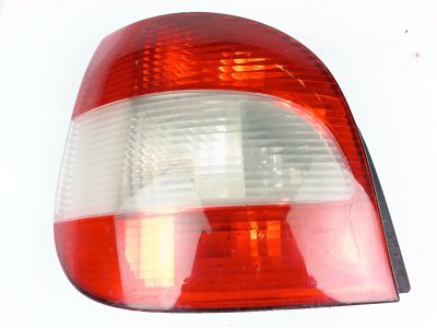 Piezas ocación PILOTO TRASERO IZQUIERDO PILOTO TRASERO IZQUIERDO