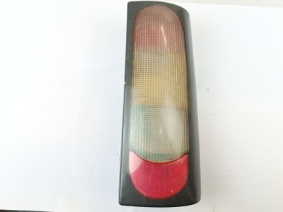 PILOTO TRASERO DERECHO