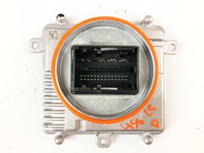 centralita-faros-xenon de 1.0 TSI 