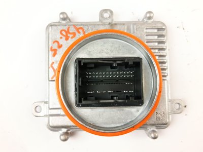 centralita-faros-xenon de 1.0 TSI 