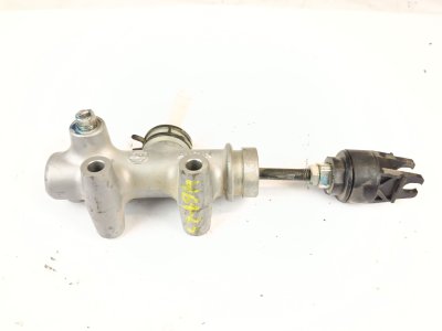 bomba-embrague de 2.8 D-4D (GDJ155, GDJ150) 