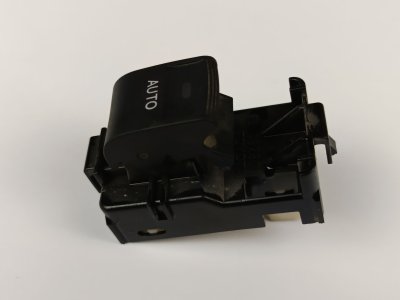 mando-elevalunas-trasero-izquierdo de 2.8 D-4D (GDJ155, GDJ150) 