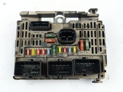 caja-reles-fusibles de 1.6 HDi 