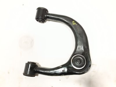 BRAZO SUSPENSION SUPERIOR DELANTERO DERECHO