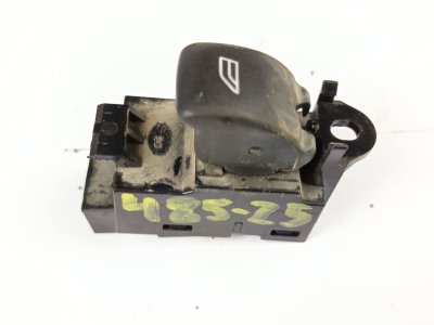 MANDO ELEVALUNAS TRASERO DERECHO de 2.2 TD4 4x4 