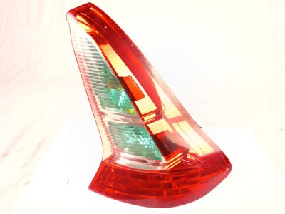 Piezas ocación PILOTO TRASERO DERECHO PILOTO TRASERO DERECHO