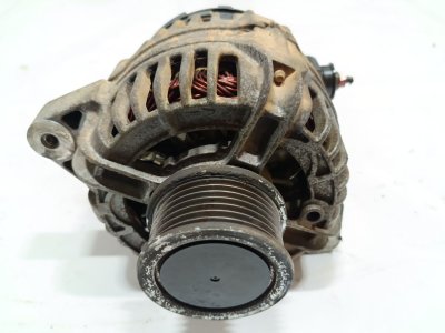 ALTERNADOR de 2.5 D 4WD (KUN25) 