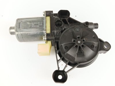 MOTOR ELEVALUNAS DELANTERO IZQUIERDO