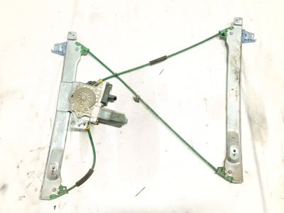 ELEVALUNAS DELANTERO DERECHO